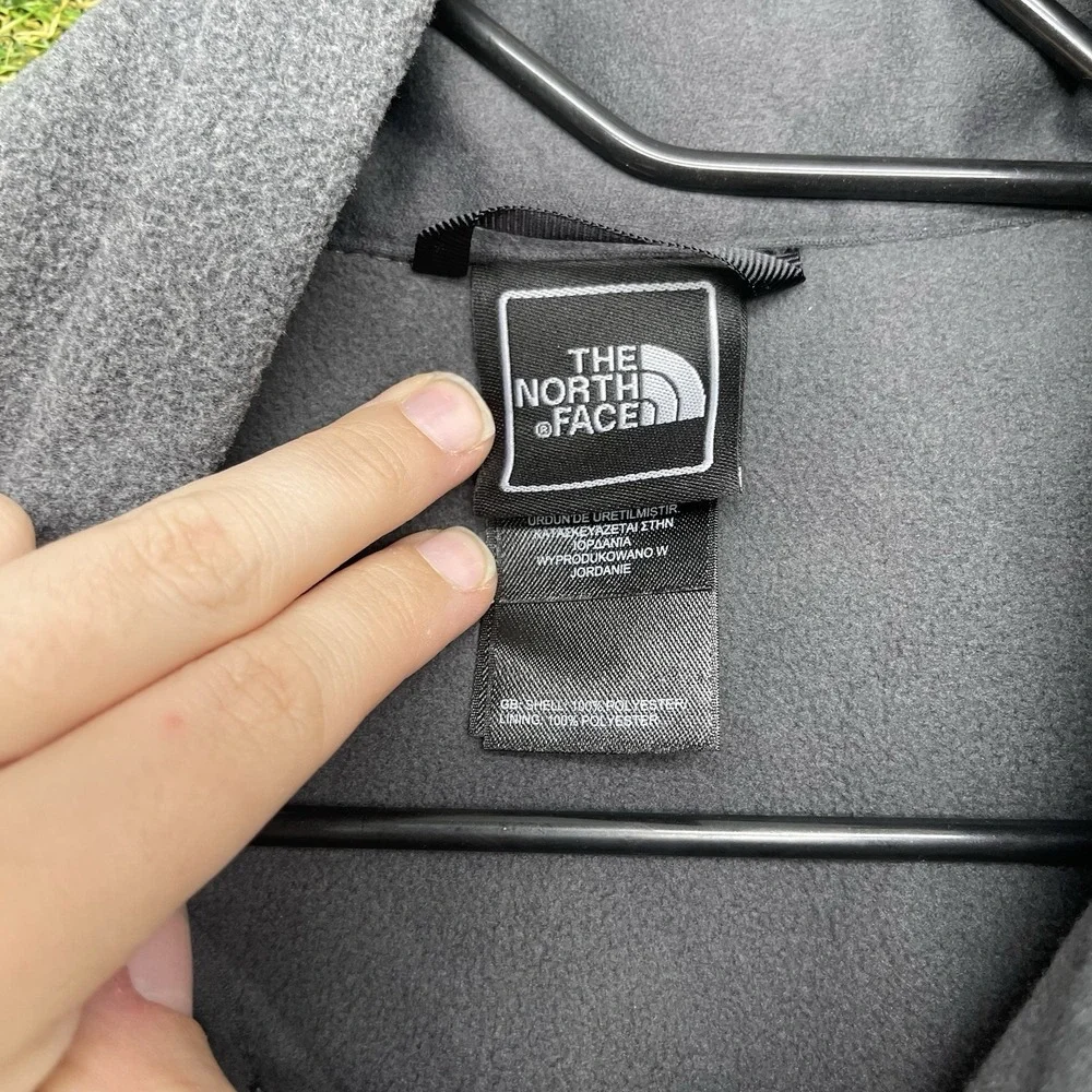 The North Face Windwall Vest Mens Medium Grey Full Zip Outdoors Hiking NWT